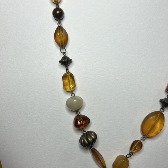 Bohemian style beaded necklace with acrylic & metal beads & a medallion‎ - Picture 4 of 5